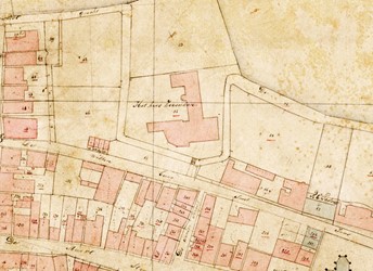 <p>Uitsnede uit het kadastrale minuutplan van 1832. De contour van huis Sevenaer is kort daarvoor bij de grote verbouwingen van 1827 gewijzigd (RCE beeldbank). </p>
